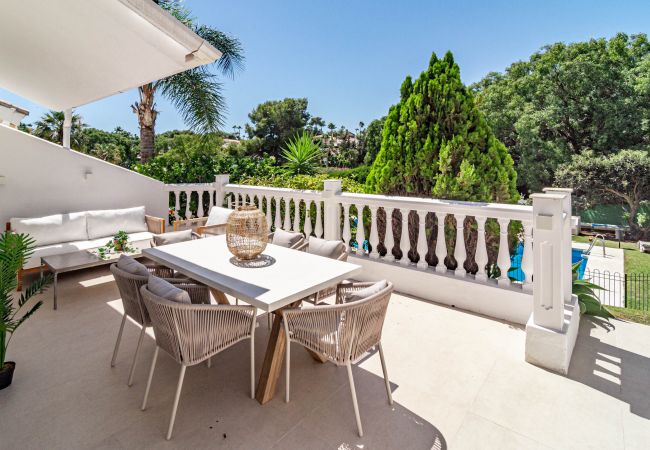 Radhus i Marbella - Scandinavian style apartment in Puerto Banus Radhus i Marbella - Scandinavian style apartment in Puerto Banus