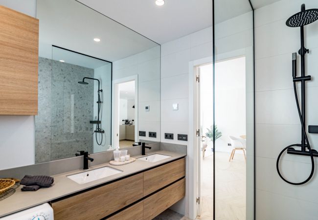 Radhus i Marbella - Scandinavian style apartment in Puerto Banus Radhus i Marbella - Scandinavian style apartment in Puerto Banus