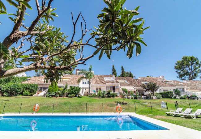 Radhus i Marbella - Scandinavian style apartment in Puerto Banus Radhus i Marbella - Scandinavian style apartment in Puerto Banus