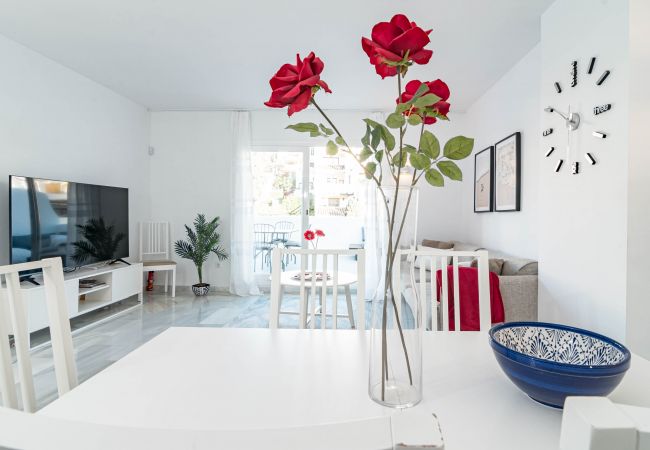Lägenhet i Marbella - Gorgeous Apartment in Nueva Andalucia Lägenhet i Marbella - Gorgeous Apartment in Nueva Andalucia