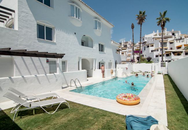 Lägenhet i Marbella - Gorgeous Apartment in Nueva Andalucia Lägenhet i Marbella - Gorgeous Apartment in Nueva Andalucia