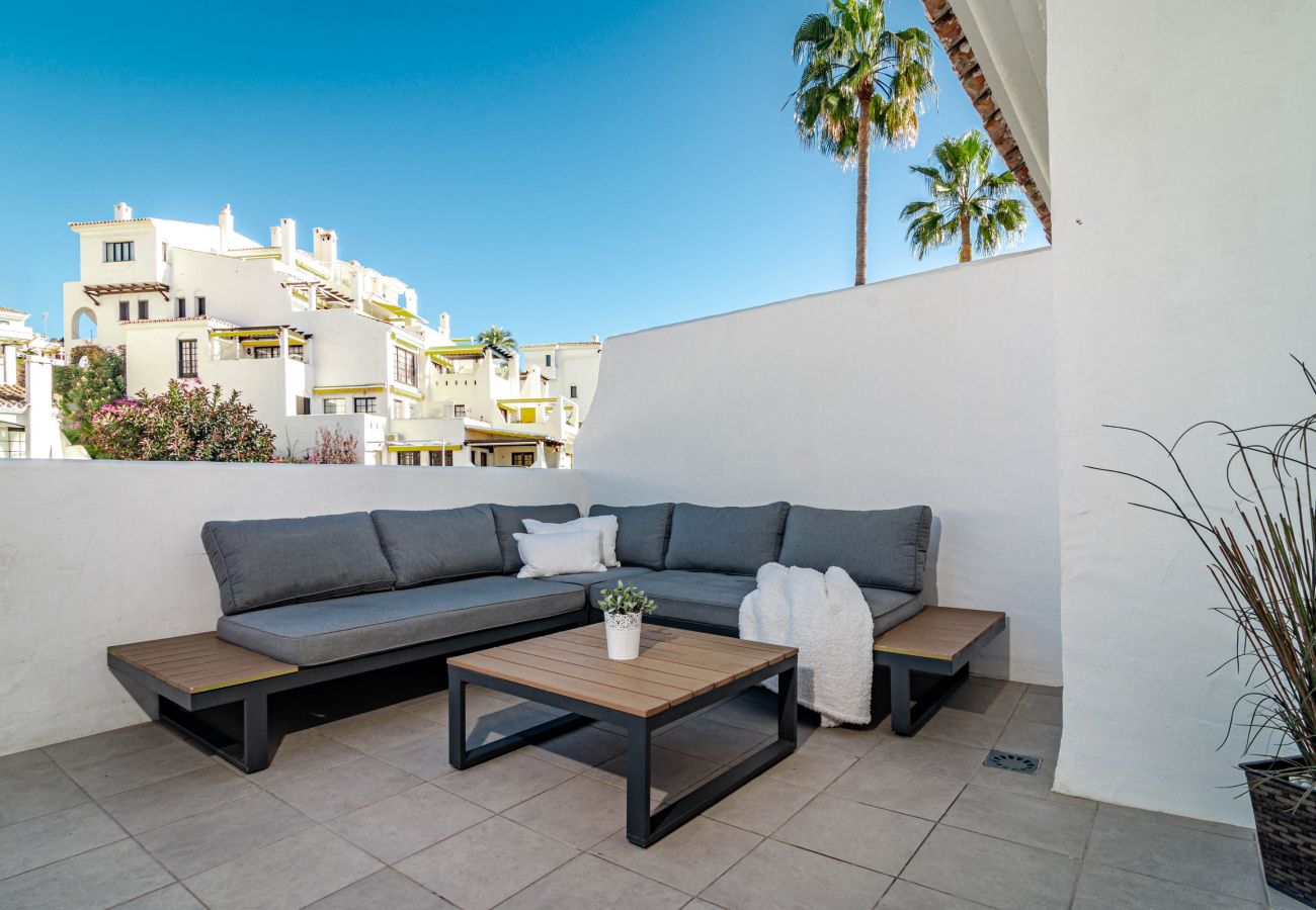Lägenhet i Marbella - Gorgeous Apartment in Nueva Andalucia Lägenhet i Marbella - Gorgeous Apartment in Nueva Andalucia