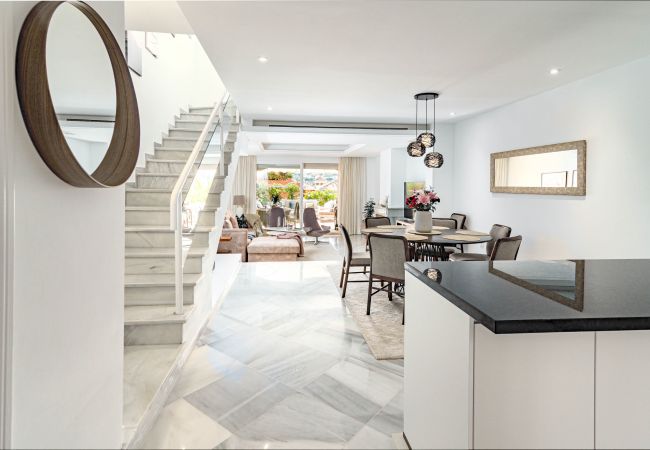 Radhus i Marbella - Amazing Townhouse in Nueva Andalucia Radhus i Marbella - Amazing Townhouse in Nueva Andalucia