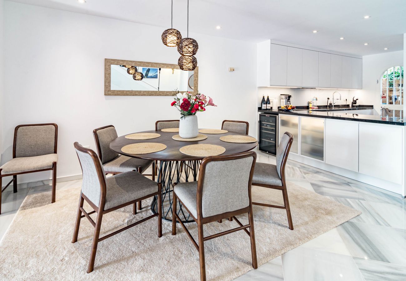 Radhus i Marbella - Amazing Townhouse in Nueva Andalucia Radhus i Marbella - Amazing Townhouse in Nueva Andalucia