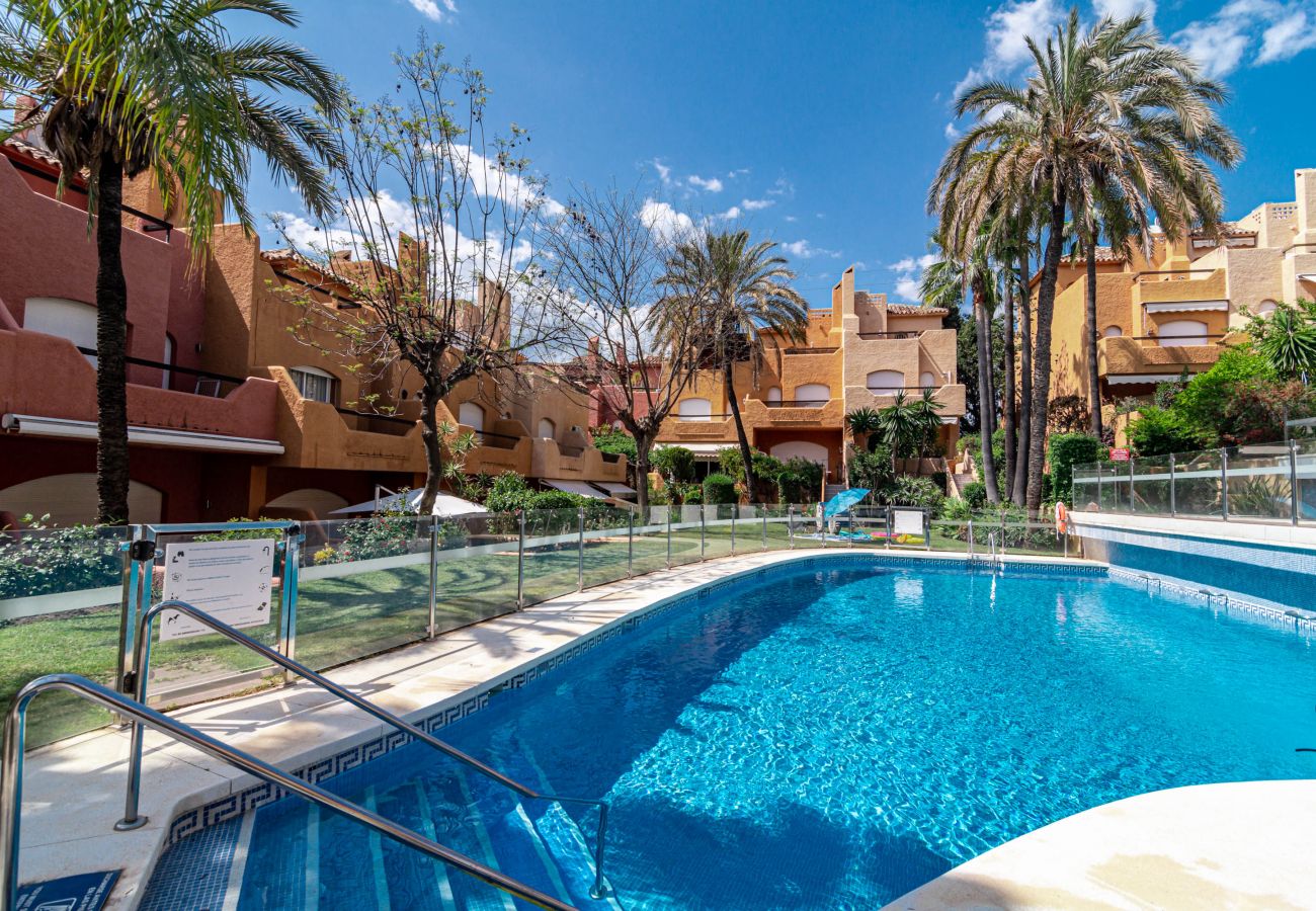 Radhus i Marbella - Amazing Townhouse in Nueva Andalucia Radhus i Marbella - Amazing Townhouse in Nueva Andalucia