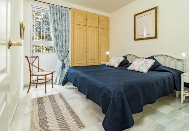 Lägenhet i Estepona - Lovely Apartment in El Paraiso Lägenhet i Estepona - Lovely Apartment in El Paraiso