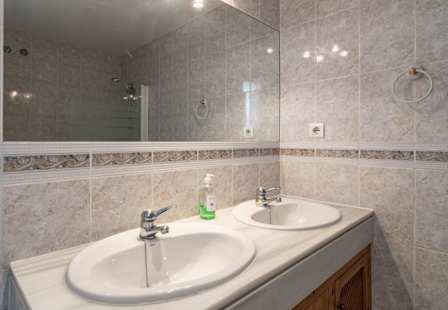 Lägenhet i Estepona - Lovely Apartment in El Paraiso Lägenhet i Estepona - Lovely Apartment in El Paraiso