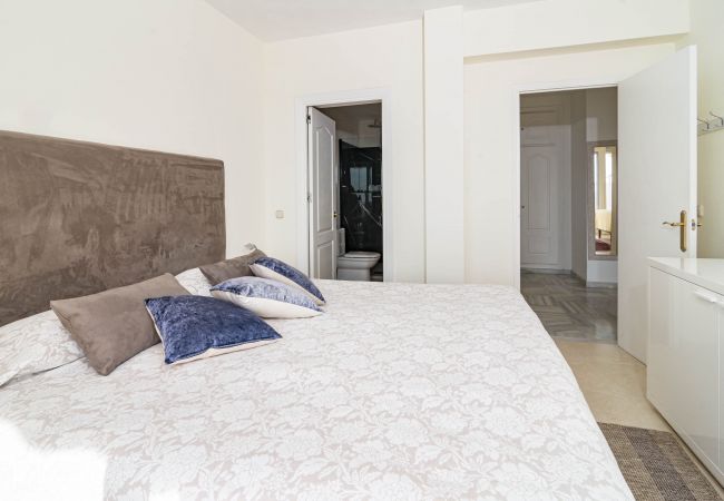 Lägenhet i Estepona - Lovely Apartment in El Paraiso Lägenhet i Estepona - Lovely Apartment in El Paraiso