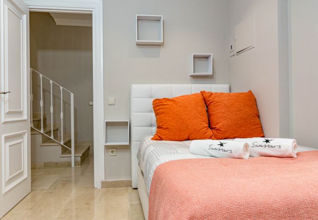 Radhus i Nueva andalucia - Lovely Townhouse in Aloha Pueblo Radhus i Nueva andalucia - Lovely Townhouse in Aloha Pueblo
