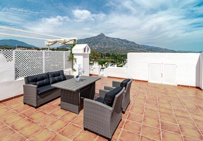 Radhus i Nueva andalucia - Lovely Townhouse in Aloha Pueblo Radhus i Nueva andalucia - Lovely Townhouse in Aloha Pueblo