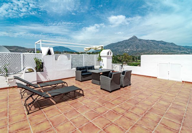 Radhus i Nueva andalucia - Lovely Townhouse in Aloha Pueblo Radhus i Nueva andalucia - Lovely Townhouse in Aloha Pueblo