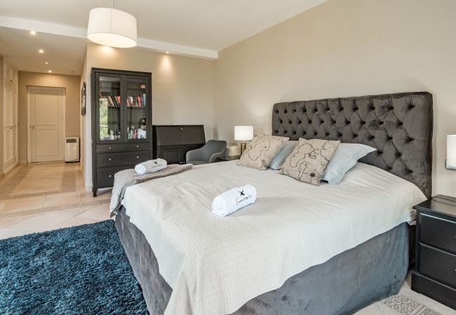 Villa i Benahavís - Stunning Villa with a Private Pool Villa i Benahavís - Stunning Villa with a Private Pool