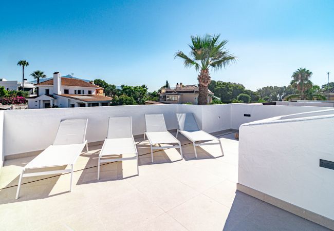 Radhus i San Pedro de Alcántara - Beautiful Townhouse, walking distance to the beach Radhus i San Pedro de Alcántara - Beautiful Townhouse, walking distance to the beach