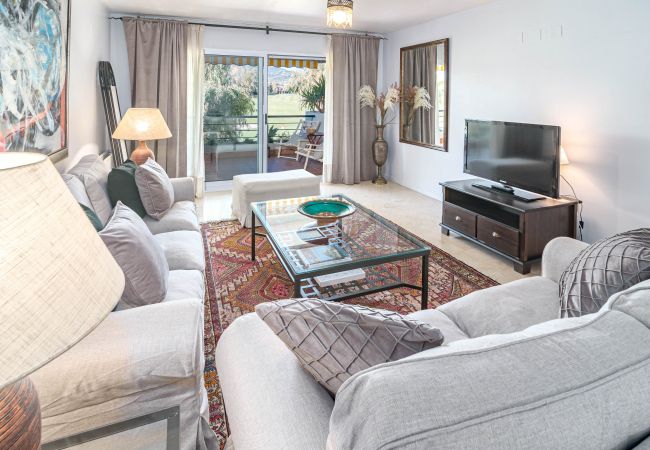 Lägenhet i San Pedro de Alcántara - Charming 2-Bedroom Apartment in San Pedro Near the Golf Course Lägenhet i San Pedro de Alcántara - Charming 2-Bedroom Apartment in San Pedro Near the Golf Course