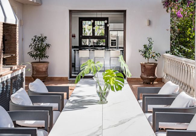 Villa i San Pedro de Alcántara - Charming Andalusian 5-Bedroom Villa in Cortijo del Mar footsteps away from the beach Villa i San Pedro de Alcántara - Charming Andalusian 5-Bedroom Villa in Cortijo del Mar footsteps away from the beach