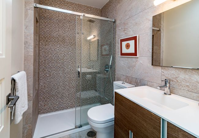 Villa i San Pedro de Alcántara - Charming Andalusian 5-Bedroom Villa in Cortijo del Mar footsteps away from the beach Villa i San Pedro de Alcántara - Charming Andalusian 5-Bedroom Villa in Cortijo del Mar footsteps away from the beach