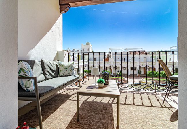 Lägenhet i Marbella - Exclusively Modern 2-Bedroom Apartment in Aloha Pueblo Lägenhet i Marbella - Exclusively Modern 2-Bedroom Apartment in Aloha Pueblo