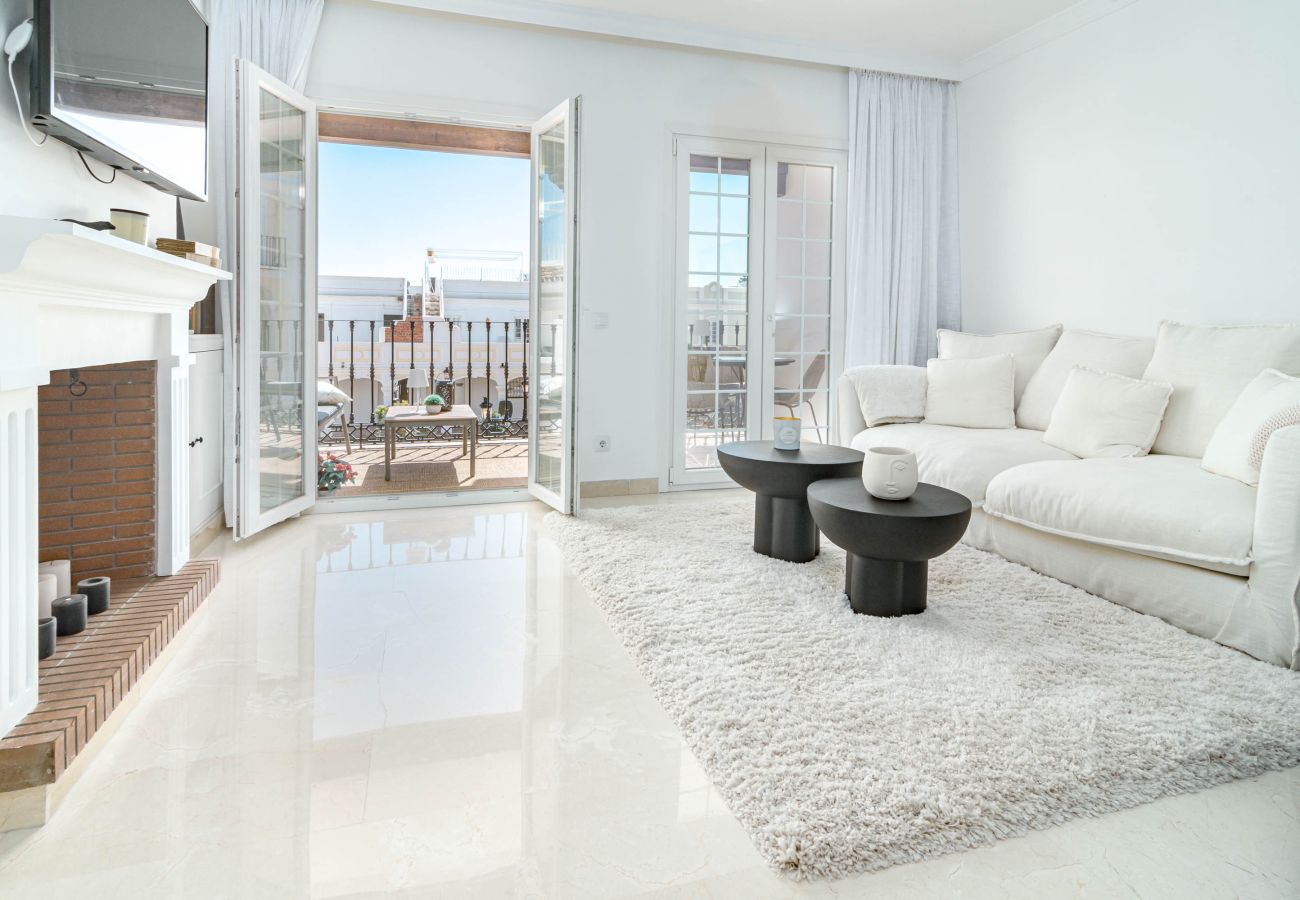 Lägenhet i Marbella - Exclusively Modern 2-Bedroom Apartment in Aloha Pueblo Lägenhet i Marbella - Exclusively Modern 2-Bedroom Apartment in Aloha Pueblo