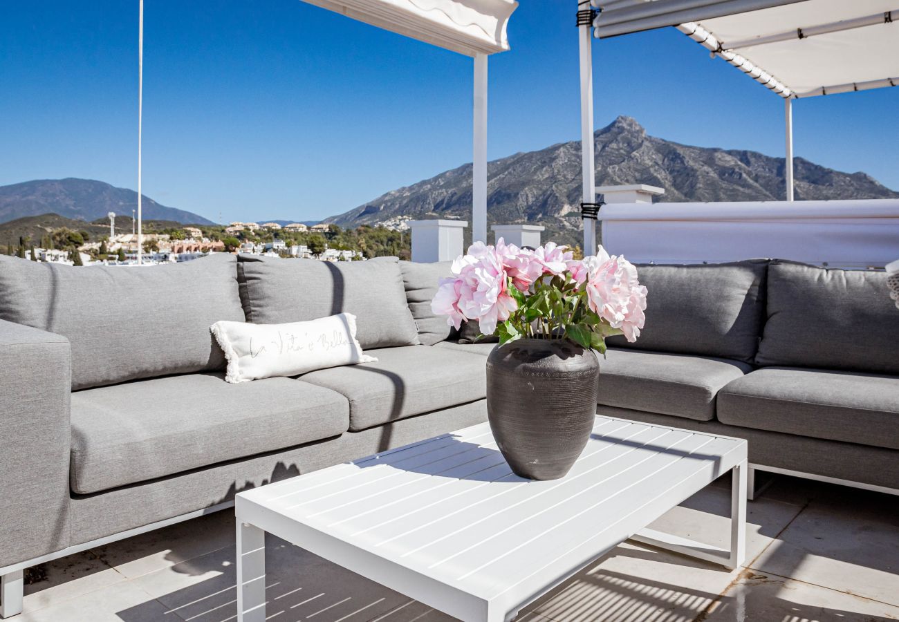 Lägenhet i Marbella - Exclusively Modern 2-Bedroom Apartment in Aloha Pueblo Lägenhet i Marbella - Exclusively Modern 2-Bedroom Apartment in Aloha Pueblo