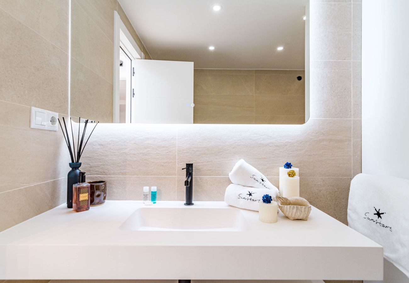 Lägenhet i Marbella - Exclusively Modern 2-Bedroom Apartment in Aloha Pueblo Lägenhet i Marbella - Exclusively Modern 2-Bedroom Apartment in Aloha Pueblo