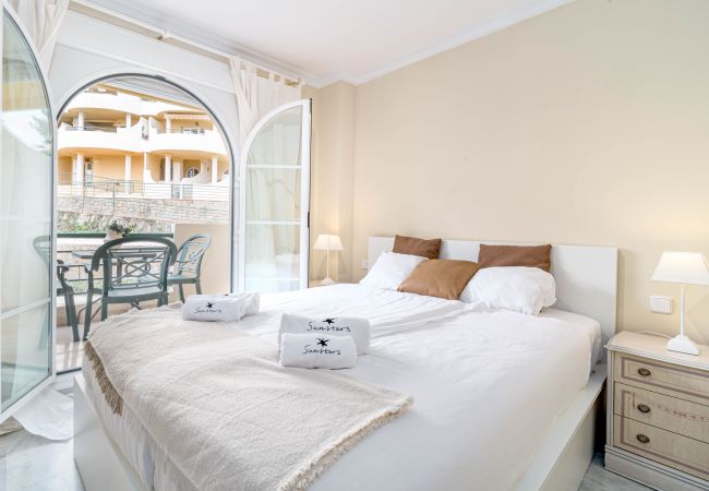 Lägenhet i Nueva andalucia - Charming 2 bedroom  apartment in Señorío de Aloha close to Centro Plaza, Nueva Andalucia  Lägenhet i Nueva andalucia - Charming 2 bedroom  apartment in Señorío de Aloha close to Centro Plaza, Nueva Andalucia