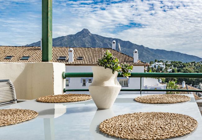 Lägenhet i Nueva andalucia - Charming 2 bedroom  apartment in Señorío de Aloha close to Centro Plaza, Nueva Andalucia  Lägenhet i Nueva andalucia - Charming 2 bedroom  apartment in Señorío de Aloha close to Centro Plaza, Nueva Andalucia
