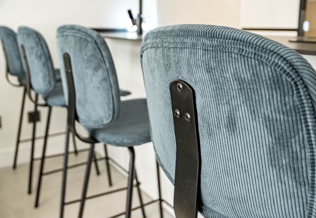 Lägenhet i Nueva andalucia - Modern fully renovated 4 bedroom apartment in the heart of Nueva Andalucia, walking distance to Centro Plaza  Lägenhet i Nueva andalucia - Modern fully renovated 4 bedroom apartment in the heart of Nueva Andalucia, walking distance to Centro Plaza