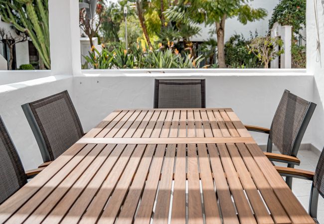 Lägenhet i Nueva andalucia - Modern fully renovated 4 bedroom apartment in the heart of Nueva Andalucia, walking distance to Centro Plaza  Lägenhet i Nueva andalucia - Modern fully renovated 4 bedroom apartment in the heart of Nueva Andalucia, walking distance to Centro Plaza