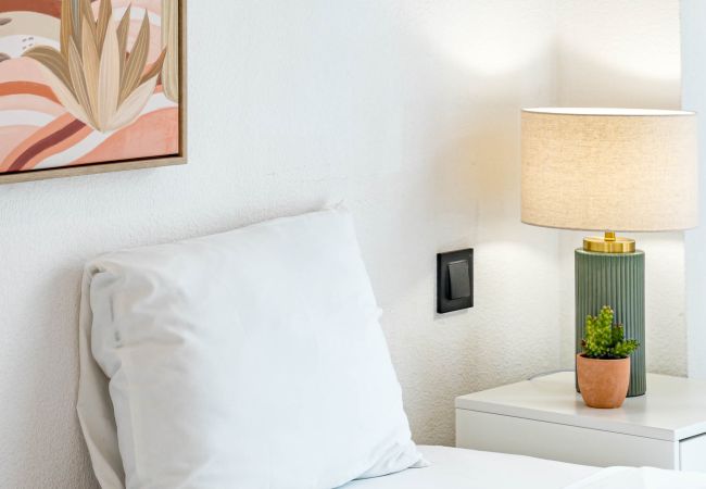 Lägenhet i Estepona - Beach front apartment in Estepona with sea views  Lägenhet i Estepona - Beach front apartment in Estepona with sea views