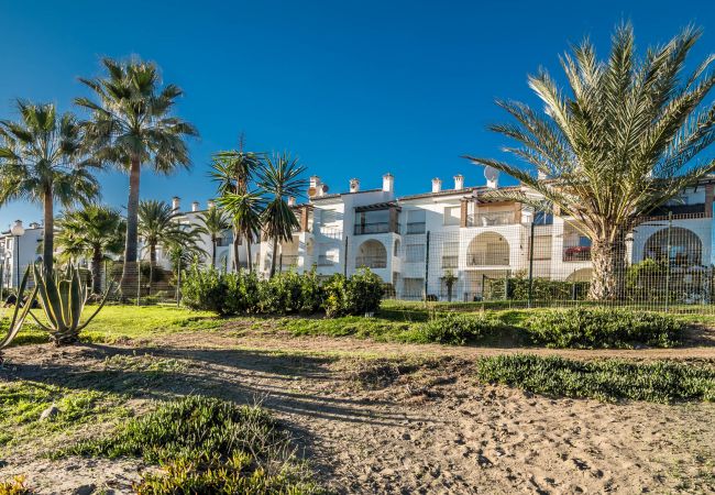 Lägenhet i Estepona - Beach front apartment in Estepona with sea views  Lägenhet i Estepona - Beach front apartment in Estepona with sea views