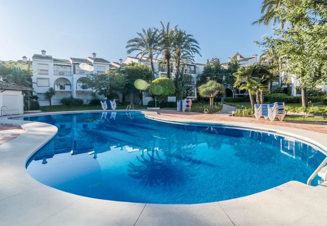 Lägenhet i Estepona - Beach front apartment in Estepona with sea views  Lägenhet i Estepona - Beach front apartment in Estepona with sea views