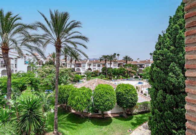 Lägenhet i Estepona - Beach front apartment in Estepona with sea views  Lägenhet i Estepona - Beach front apartment in Estepona with sea views