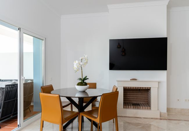 Lägenhet i Benahavís - Huge 3 bedroom with amazing outdoor space Lägenhet i Benahavís - Huge 3 bedroom with amazing outdoor space