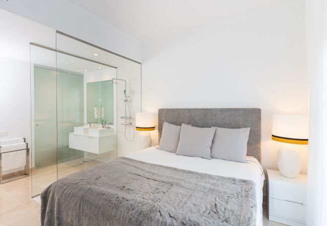 Lägenhet i Benahavís - Huge 3 bedroom with amazing outdoor space Lägenhet i Benahavís - Huge 3 bedroom with amazing outdoor space