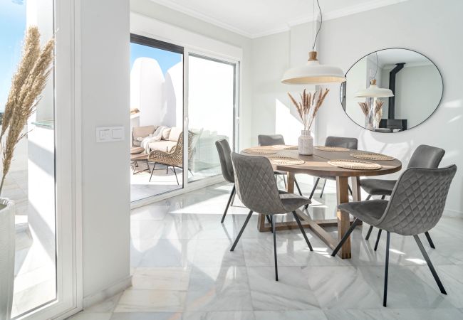 Lägenhet i Nueva andalucia - Aldea Blanca, Puerto Banus with Seaview Lägenhet i Nueva andalucia - Aldea Blanca, Puerto Banus with Seaview