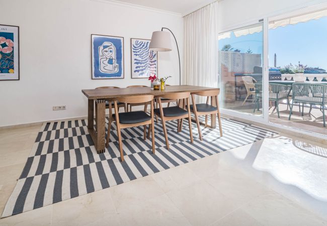 Lägenhet i Estepona - Estepona stylish beach front apartment Lägenhet i Estepona - Estepona stylish beach front apartment