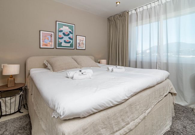 Lägenhet i Estepona - Estepona stylish beach front apartment Lägenhet i Estepona - Estepona stylish beach front apartment