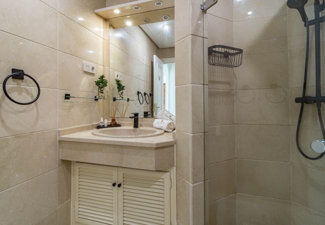 Lägenhet i Estepona - Estepona stylish beach front apartment Lägenhet i Estepona - Estepona stylish beach front apartment