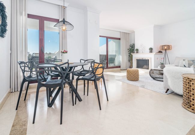 Lägenhet i San Pedro de Alcántara - 4 bedroom apartment 150m from the beach Lägenhet i San Pedro de Alcántara - 4 bedroom apartment 150m from the beach