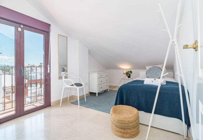 Lägenhet i San Pedro de Alcántara - 4 bedroom apartment 150m from the beach Lägenhet i San Pedro de Alcántara - 4 bedroom apartment 150m from the beach