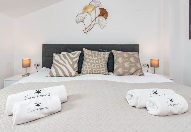 Lägenhet i San Pedro de Alcántara - 4 bedroom apartment 150m from the beach Lägenhet i San Pedro de Alcántara - 4 bedroom apartment 150m from the beach