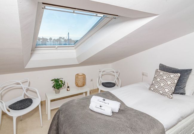 Lägenhet i San Pedro de Alcántara - 4 bedroom apartment 150m from the beach Lägenhet i San Pedro de Alcántara - 4 bedroom apartment 150m from the beach