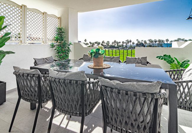 Lägenhet i San Pedro de Alcántara - 4 bedroom apartment 150m from the beach Lägenhet i San Pedro de Alcántara - 4 bedroom apartment 150m from the beach