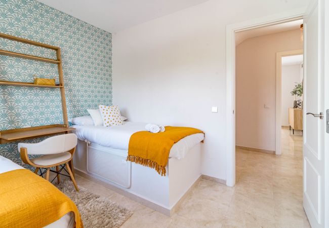 Radhus i San Pedro de Alcántara - Beach front townhouse with plunge pool  Radhus i San Pedro de Alcántara - Beach front townhouse with plunge pool