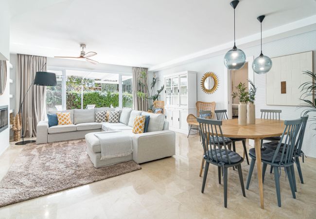 Radhus i San Pedro de Alcántara - Beach front townhouse with plunge pool  Radhus i San Pedro de Alcántara - Beach front townhouse with plunge pool