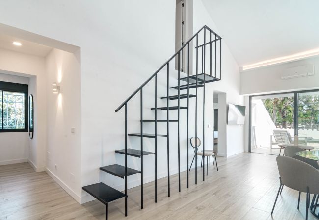 Lägenhet i Nueva andalucia - Modern apartment in prime location  Lägenhet i Nueva andalucia - Modern apartment in prime location