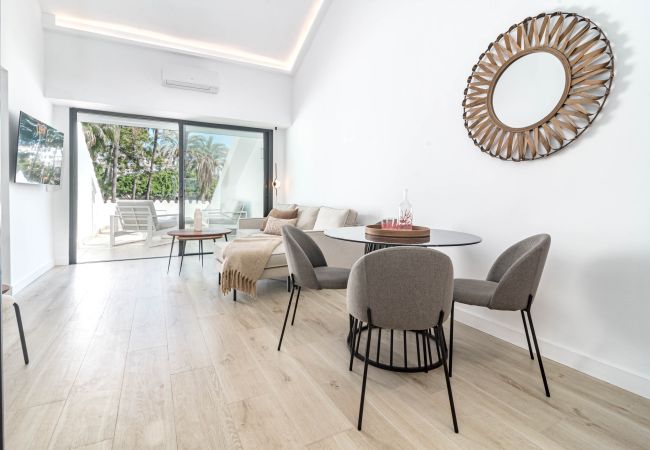 Lägenhet i Nueva andalucia - Modern apartment in prime location  Lägenhet i Nueva andalucia - Modern apartment in prime location