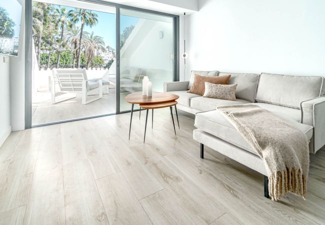 Lägenhet i Nueva andalucia - Modern apartment in prime location  Lägenhet i Nueva andalucia - Modern apartment in prime location
