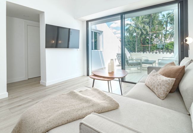 Lägenhet i Nueva andalucia - Modern apartment in prime location  Lägenhet i Nueva andalucia - Modern apartment in prime location