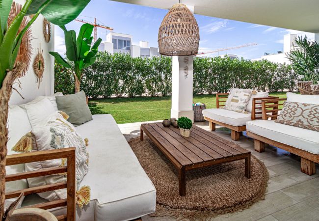 Lägenhet i Estepona - Designer Apartment with Sunny Outdoor Space Lägenhet i Estepona - Designer Apartment with Sunny Outdoor Space